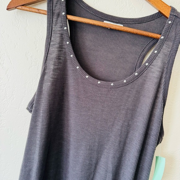 Maurice’s | charcoal gray ribbed tank top with studded hem - Picture 3 of 3